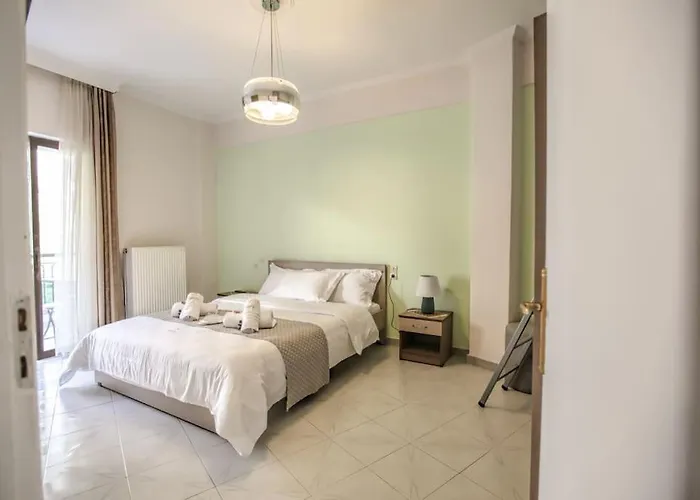 Del Sol #5 Meteora Luxurious Family * カランバカ